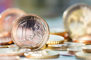 Monete false: come riconoscerle ed evitare di essere truffati