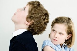 Perché il secondo figlio è più ribelle del primo? Cosa dice la scienza