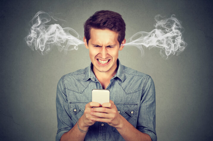 Lo smartphone ha rallentato? Riportalo a nuova vita con questi trucchi | Video