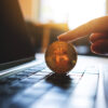 Bitcoin: continuerà la corsa, o si abbatterà? Un po' di considerazioni