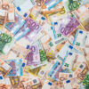 Aumenti in busta paga per marzo sino a 1.900 euro. A chi riguarda