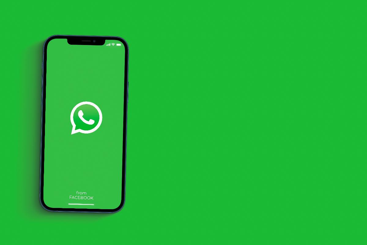 Chiusi più di due milioni di account Whatsapp: cosa sta accadendo in questo paese