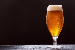 Uso abituale e giornaliero di birra: cosa succede al corpo