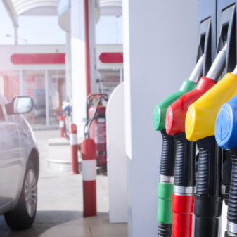 Un po' di trucchi per risparmiare su diesel, benzina, metano e gpl: ecco come si può