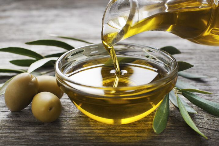 un cucchiaio di olio di oliva la mattina può abbassare la glicemia?