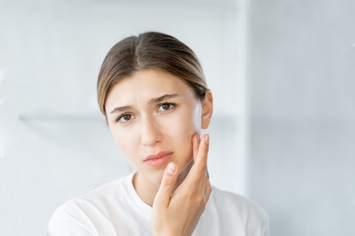 Cosa provoca la pelle secca: Cause e rimedi più adatti per attenuarla