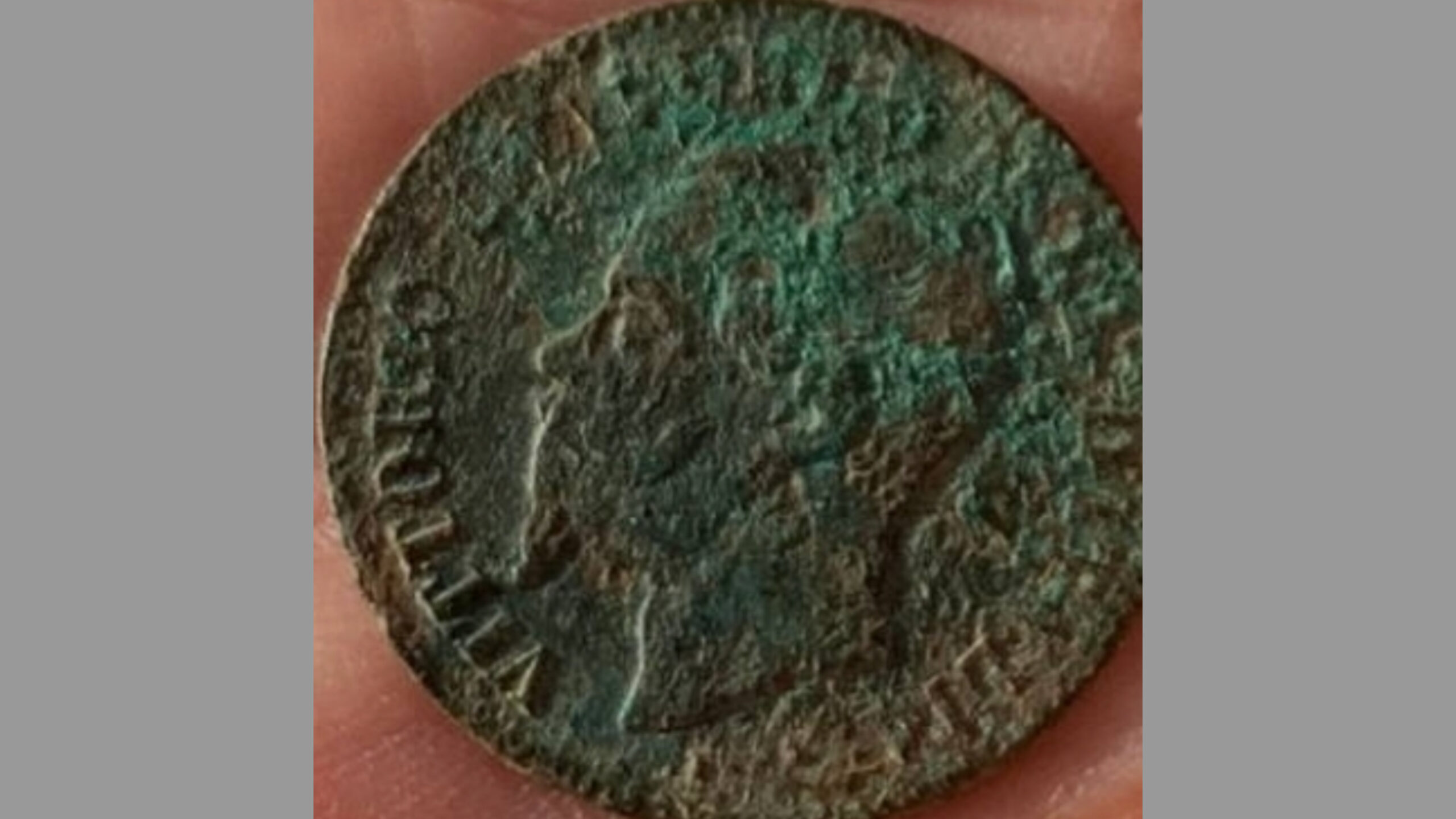 Da una coltivazione viene ritrovata moneta da 2 centesimi risalente al 1862