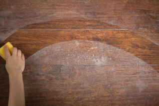 Catturare la polvere e sbarazzarsene con questo trucco naturale!