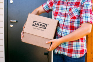 Accordo Poste - Ikea: ora è possibile ricevere i pacchi a tariffe speciali