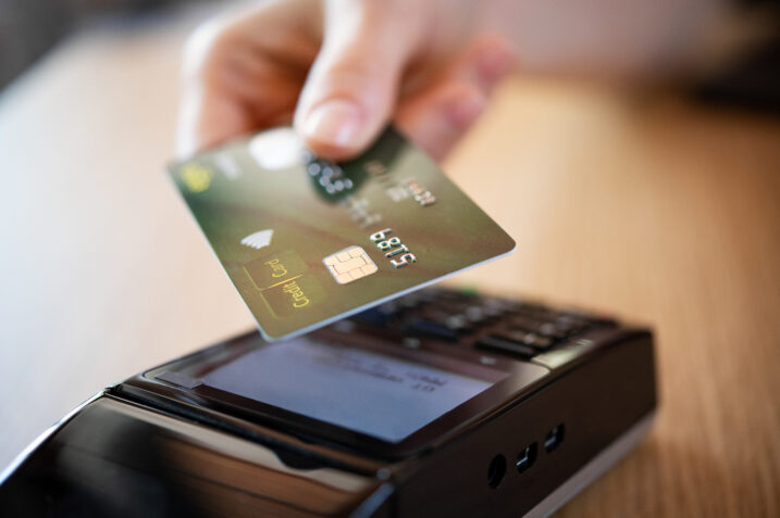 Cambiare carta per i pagamenti: come passare ad una nuova banca