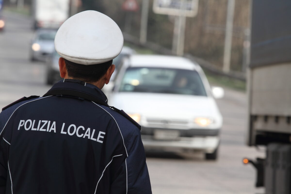 Concorso pubblico per Vigili Urbani: requisiti e scadenza domanda