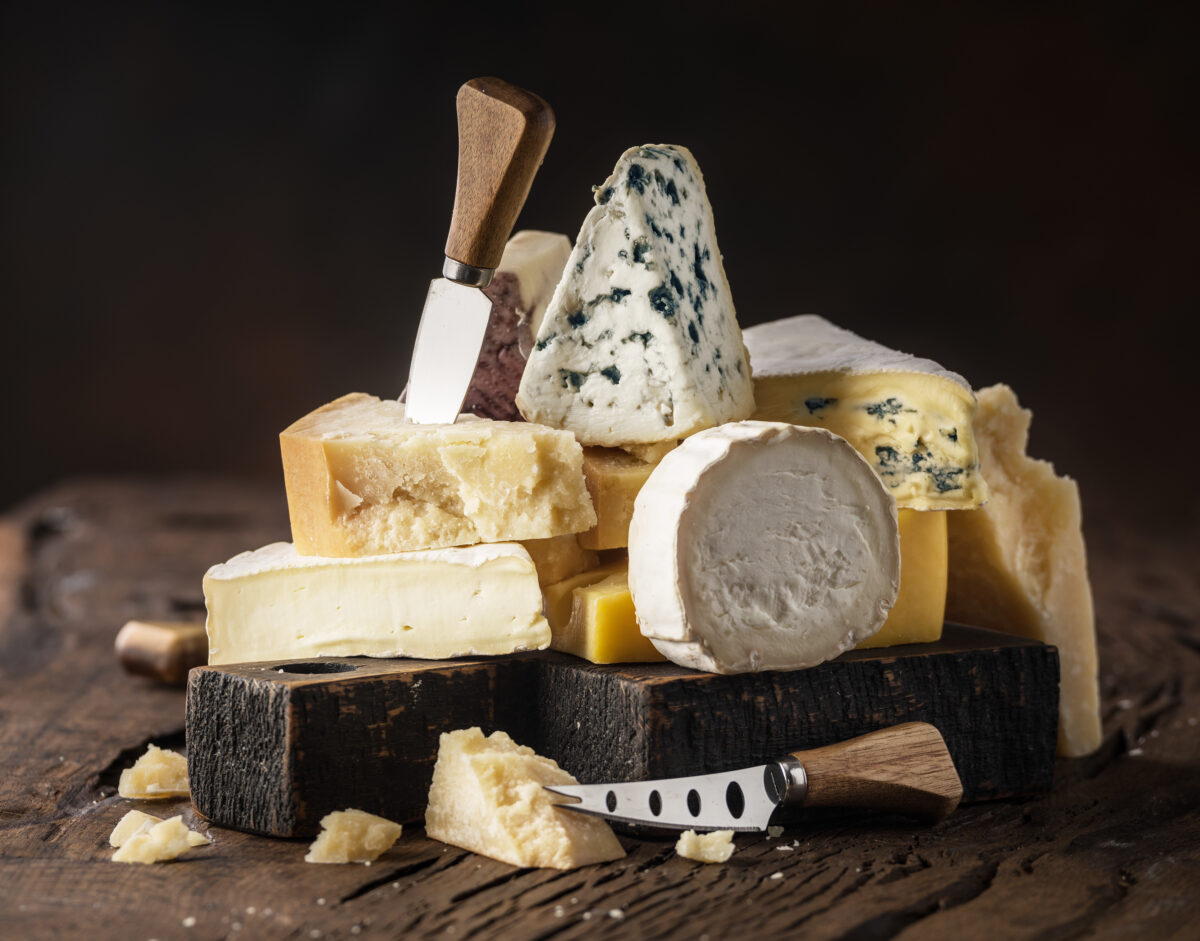 Nuovo richiamo alimentare: lotto di famoso formaggio ritirato