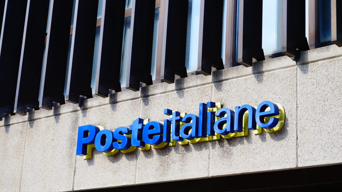 Lavorare con Poste Italiane SPA: si ricercano portalettere in tutta Italia