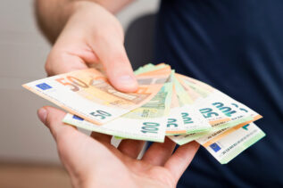 Limiti sul contante: si cambia ancora, ecco a quanto verrà innalzato