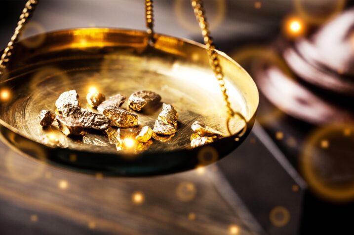Investire: oro, le quotazioni sono senza freni negli ultimi 8 mesi. Ecco perché