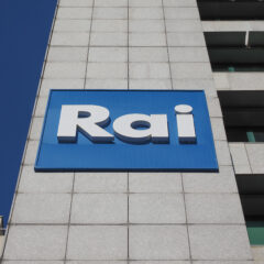 Canone RAI: è gratuito se hai parenti che hanno questa età
