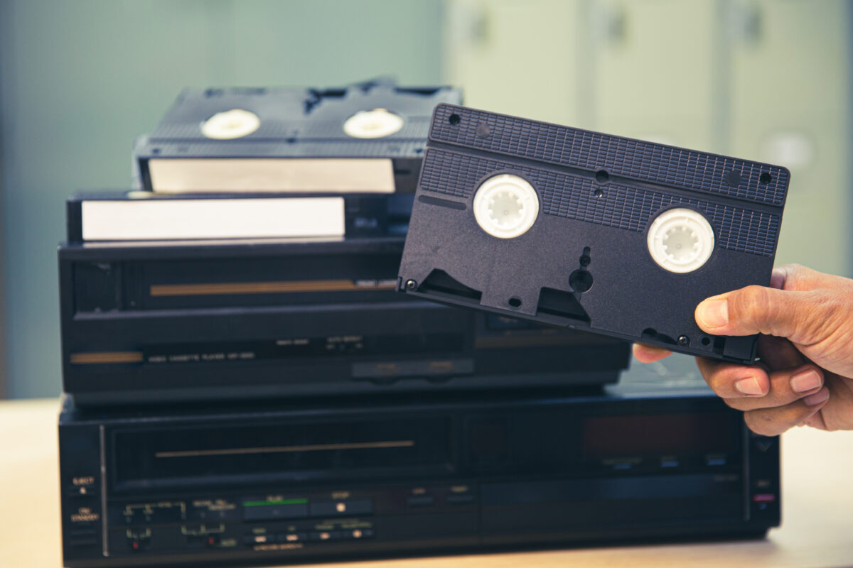 Ricordi le VHS? Se hai ancora una di queste vale migliaia di euro