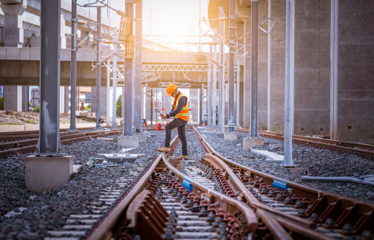 Lavoro, nuove assunzioni nel settore ferroviario. Ecco domanda e disponibilità