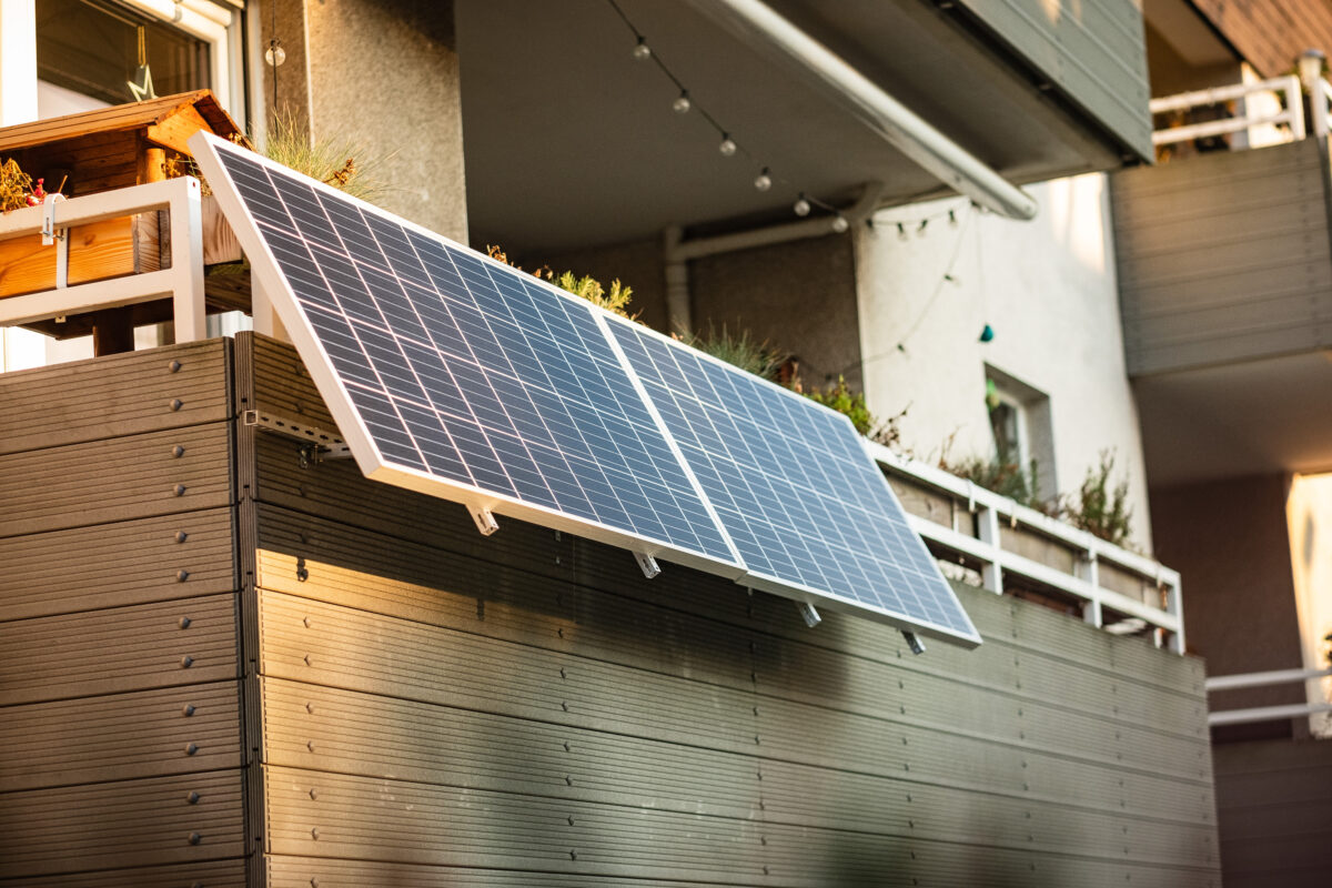 Fotovoltaico da balcone: ecco dove acquistarlo a prezzo davvero allettante