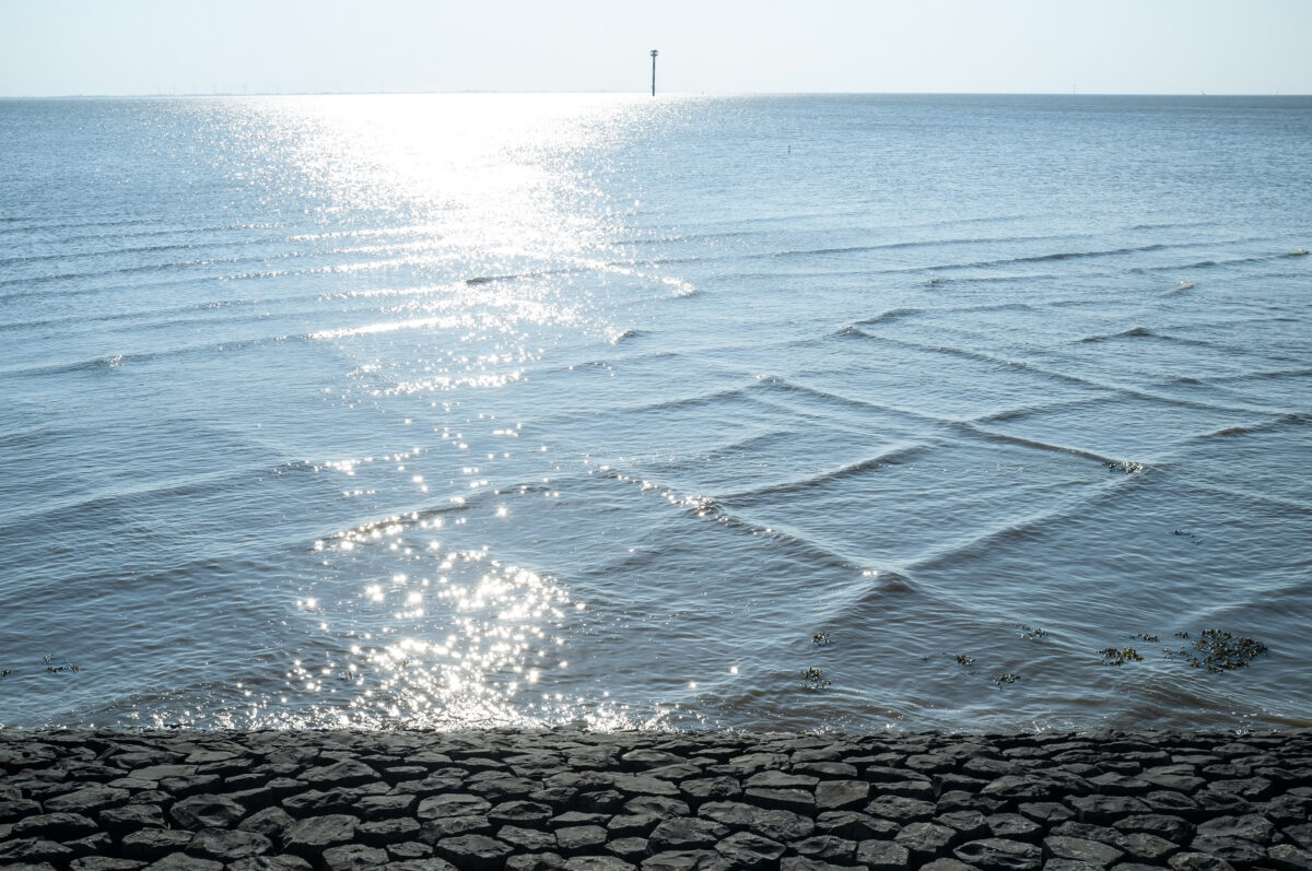 Onde quadrate? Se le vedi allontanati dal mare. Ecco perché