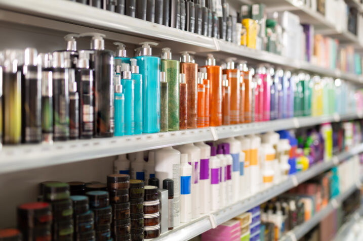 Creme tossiche e shampoo sequestrati: ecco la lista dei prodotti tossici