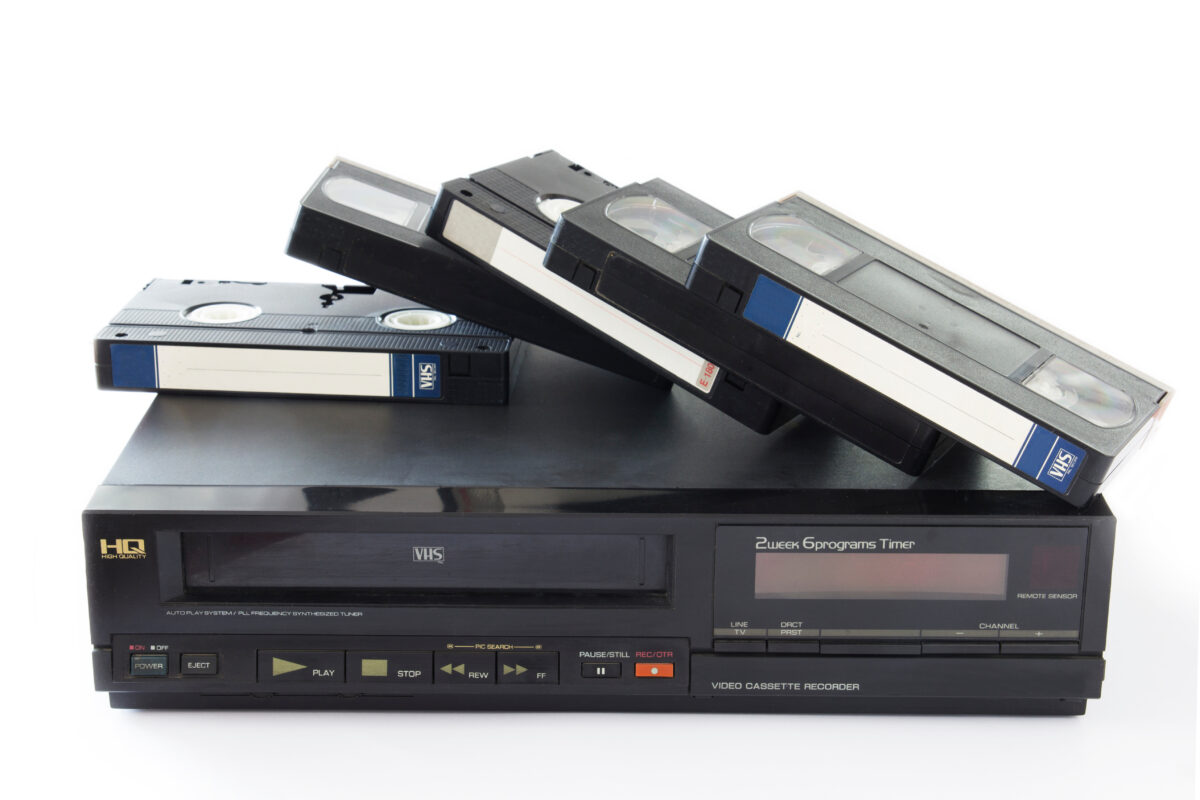 Hai ancora una tra queste 4 videocassette? Può valere un capitale