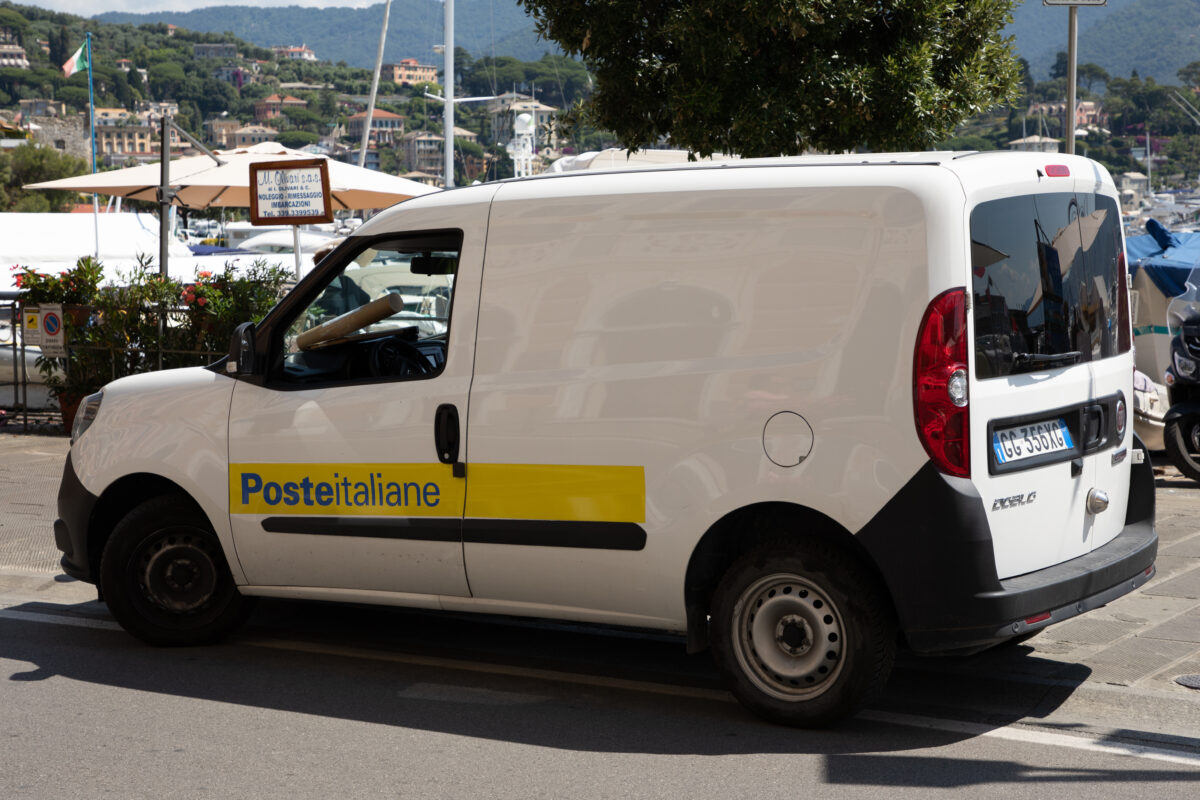 Poste Italiane assume: ecco tutte le opportunità di lavoro